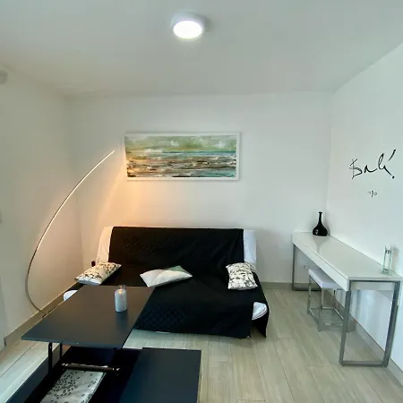 Superbe , Confort, 40 M2 + 10 M2 Terrasse Apartman Empuriabrava